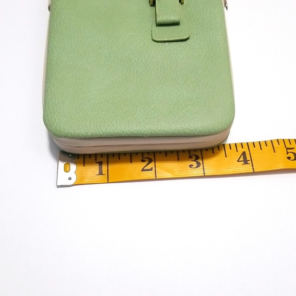 Mint Green Faux Leather Strap Case / Wallet - Picture 7 of 8